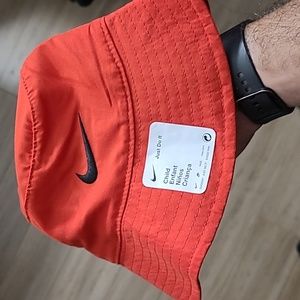 Child nike bucket hat